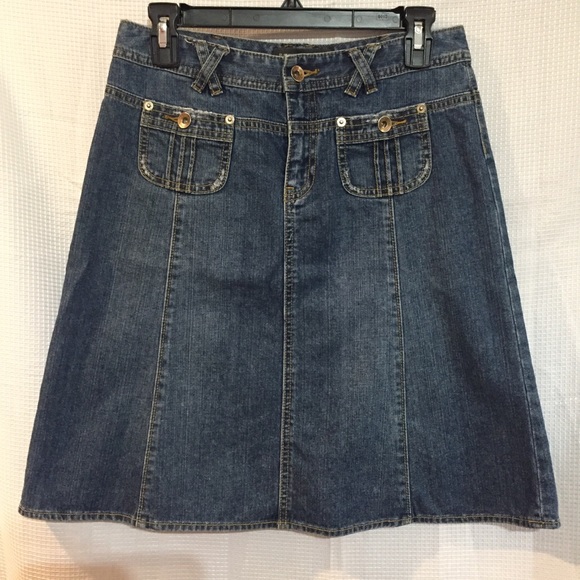 Banana Republic Dresses & Skirts - Banana Republic jean skirt